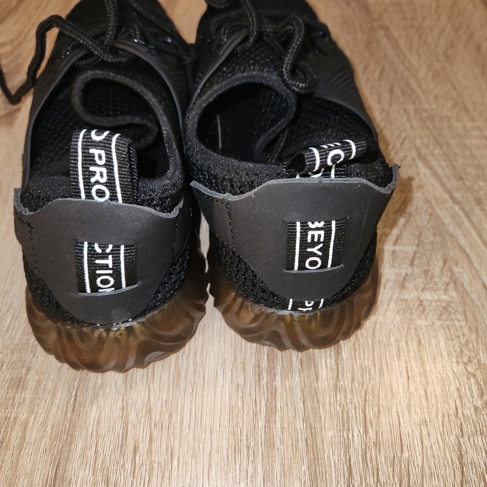 Ryderwear Black Sneakers - Picture 3 of 4